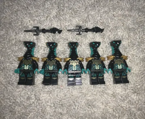 LEGO minifigure Maaray Guard - Seabound mint