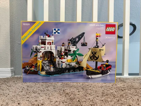 Lego 10320 Eldorado Fortress New Unopened