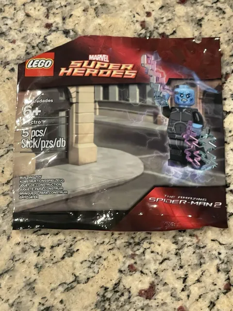 NEW 2014 RETIRED Lego Marvel Super Heroes 5002125 Electro Polybag Set. Ships 🎯