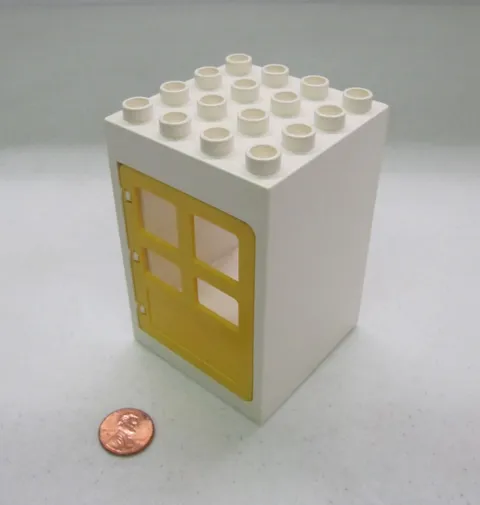 Lego Duplo White w/ Yellow Door Window Pane Building 4X4X6 Castle