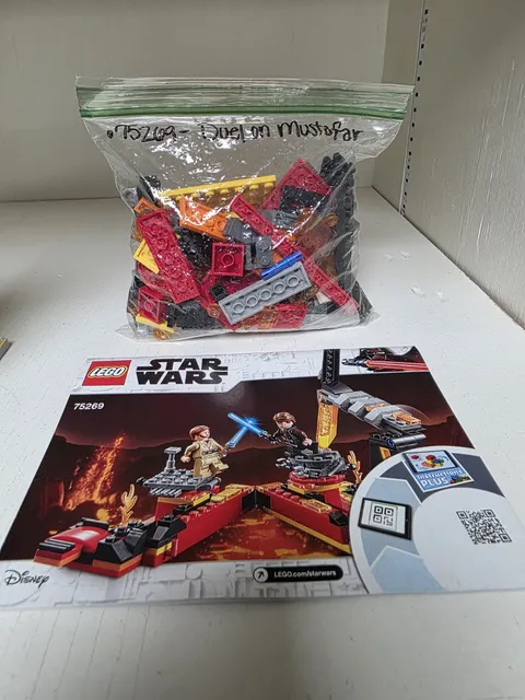 Lego Star Wars: Duel On Mustafar (75269) 100% Complete with Instruction Manual