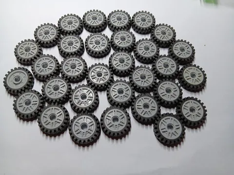 LEGO LOT 30 24X7 WHEELS 18X8 LIGHT BLUISH GRAY RIMS SPOKED BOLTS 61254/13971