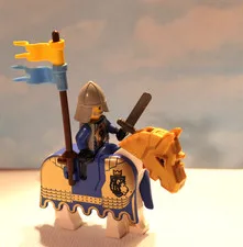 LEGO Knights White Horse with Blue/gold Barding, Knight with sword, shield,flags