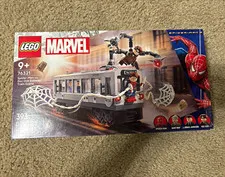 LEGO Marvel Spider-Man vs. Doc Ock Subway Train Scene 76321 393 pcs Empty Box