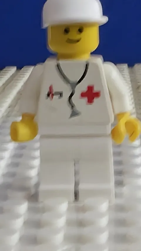 LEGO Vintage (1980's) Minifigure Doctor
