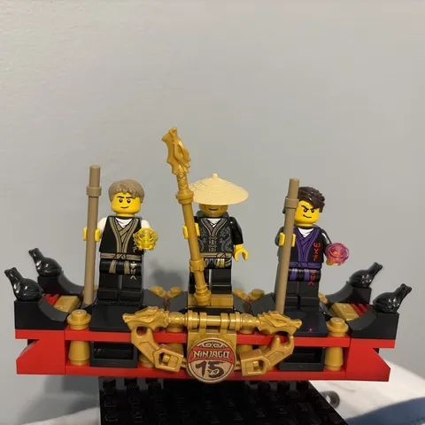 LEGO NINJAGO 71861 15th Anniversary Minifig Wu, Garmadon & 1st Spinjitzu Master