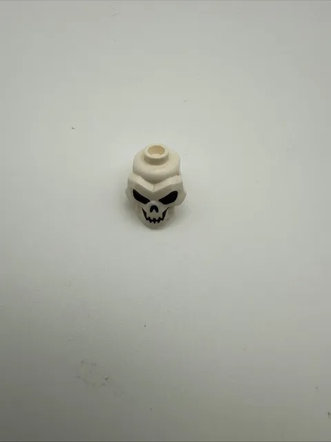 LEGO - Minifig, Head, Modified Skull with Black Eyes, Nose and Mouth - White