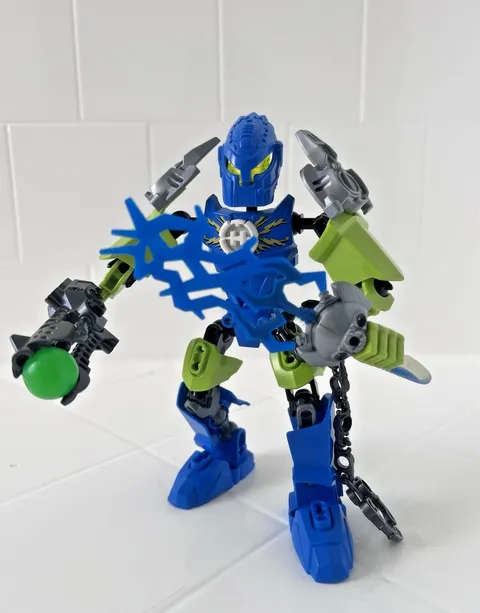LEGO HERO FACTORY SURGE 6217 Retired Figure Only No Instructions w/ Zamor Sphere