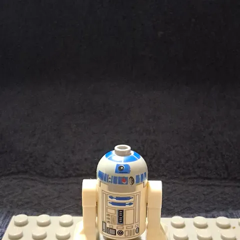 LEGO Star Wars R2-D2 Minifigure Droid Figure White/Blue Plastic