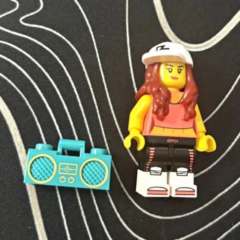 LEGO Breakdancer Minifigure Girl Complete Set with Boombox 20CMF Series