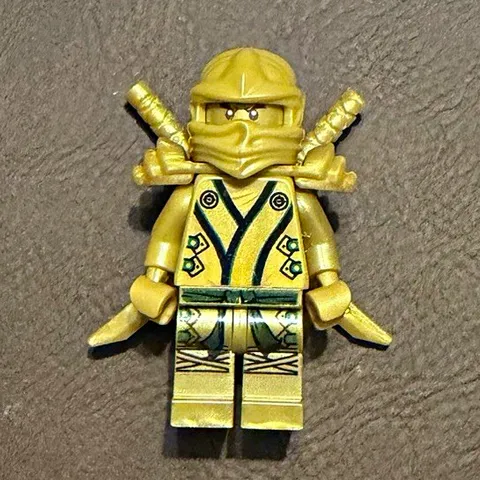 LEGO NINJAGO Lloyd Golden Ninja Minifigure Limited Edition Polybag NJO0073