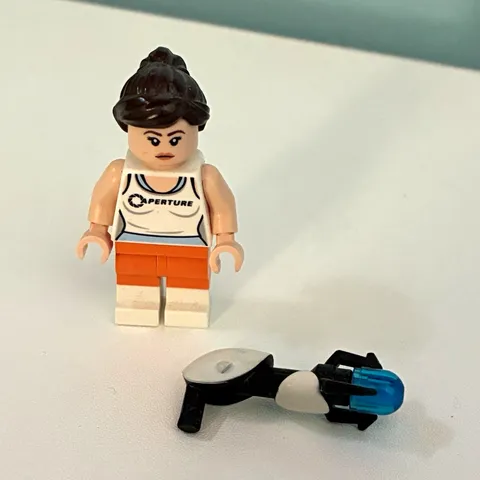 LEGO Dimensions Chell from Portal  Minifigure set 71203 , great condition