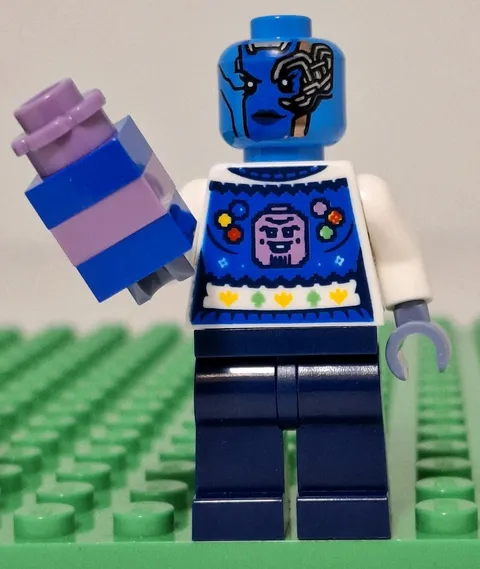 Lego Super Heroes Guardians of the Galaxy Holiday Nebula Minifigure sh835
