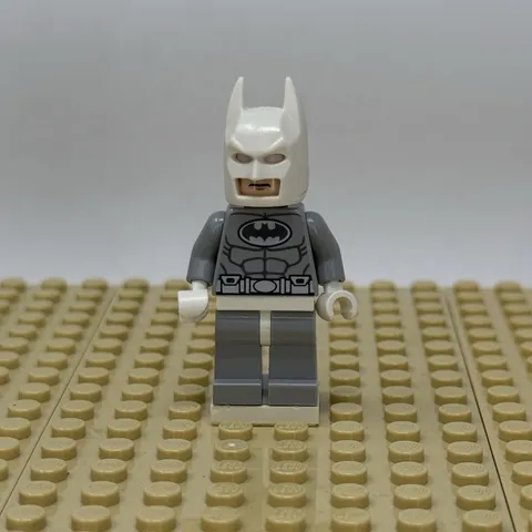 Lego Sh0047 Super Heroes Arctic Batman Minifigure 2013