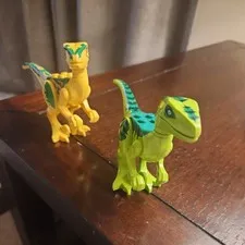 Jurassic Park Raptor Lego Minifigure Dinosaur mini  block Green and Yellow Set