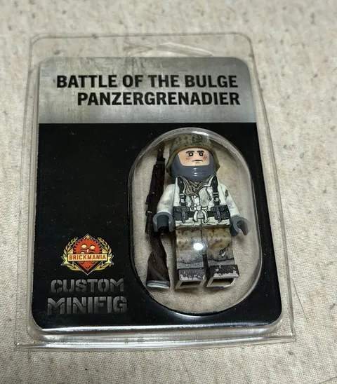 Brickmania WWII Battle of the Bulge Panzergrenadier Custom Minifigure w/ Rifle