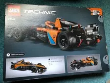 LEGO TECHNIC: Neom Mclaren Formula E Race Car (42169)