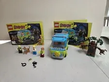 Lego scooby-doo # 75902 no box