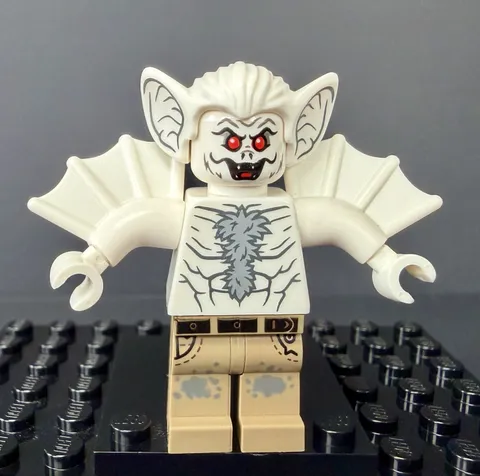 LEGO man-bat Rebirth white mini figure sh0660 DC Batman  