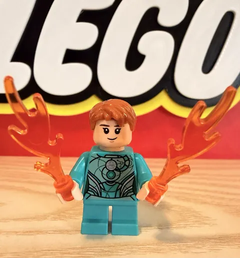 Lego Marvel Eternals Sprite Minifigure With Accessories 