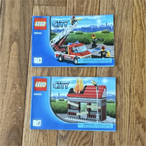 LEGO CITY Fire Station 60003 Illustrated Instruction Manual Booklets English 1-2