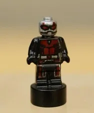 LEGO Avengers Micro Minifigure Ant-Man Upgraded Suit 76192 (90398pb044)