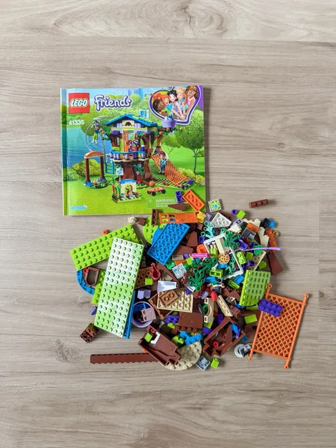 LEGO Friends Mia's Tree House 41335 351 pcs Complete Set w/ Instructions