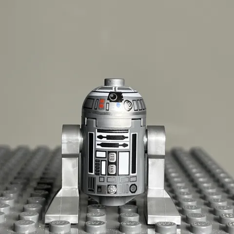 LEGO Star Wars R2- Q2 Astromech Droid Minifigure (75218) sw0943 - 1N