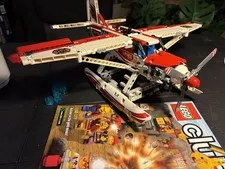 Retired LEGO Technic 42040 Fire Plane Model Toy Set complete with magazine! 