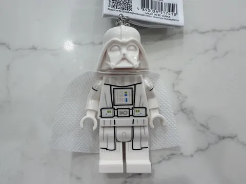 LEGO Jedi Vader Key Light 5010230 White Darth Vader Keychain Flashlight IN HAND!