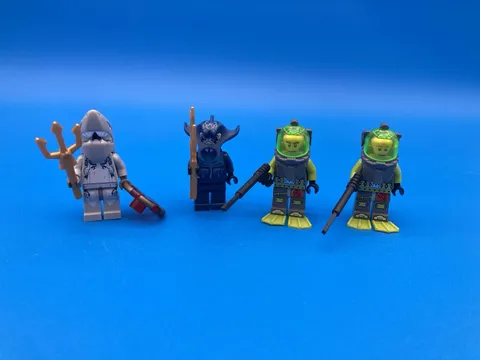 LEGO Atlantis: Shark Warrior, Manta Ray, and 2 Diver Minifigures