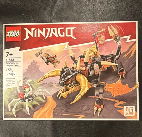 LEGO NINJAGO Cole's Earth Dragon EVO 71782 285pcs Cole Bone Scorpio Ages 7+