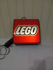 Backlit lego logo 33cm x 33 cm. Very rare 