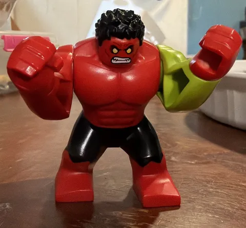 LEGO Red Hulk Big-Fig Marvel Super Heroes 76078 W/ 1 Green Hulk Arm Incomplete