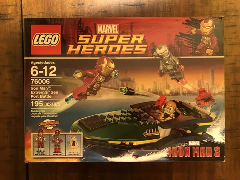 LEGO 76006 Iron Man Extremis Sea Port Battle Marvel Super Heroes SEALED.