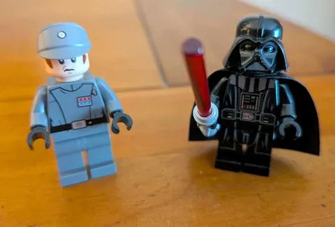 LEGO Star Wars Darth Vader - sw0586 & sw0582  Captain Commander - Set 75055