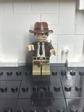 new LEGO Indiana Jones Minifig - The Last Crusade, printed necktie and holster