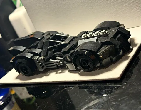 LEGO ARKHAM ASYLUM Batmobile Custom MOC (WITH BATMAN HEAD INSIDE)