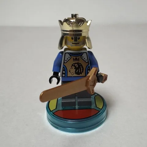 Lego King Mathias Minifigure Castle Sets 8781 8875 8779 - 2005 Retired
