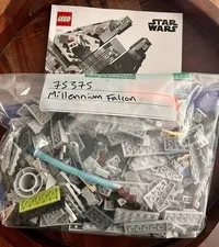 LEGO Star Wars 75375: Millennium Falcon