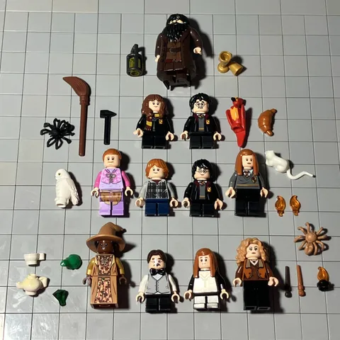 LEGO Harry Potter Minifigures Lot Hagrid Harry Gryffindor Owl Accessories D8 65