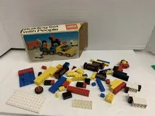 Vintage 1975 Lego Building Set In Original Box Incomplete