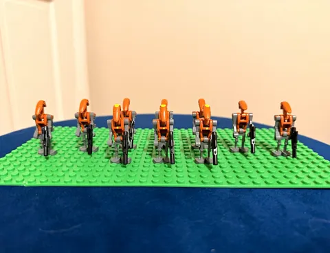 LEGO Star Wars Rocket Battle Droid Minifigure Lot w/ Extra Pieces
