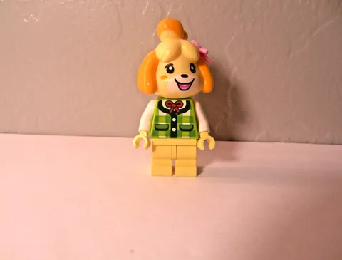 LEGO Minifigure Isabelle Mini Figure Ani003 Animal Crossing From set 77049