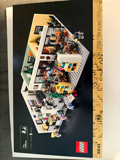 LEGO Ideas 21336 The Office NIB (FREE SHIPPING)