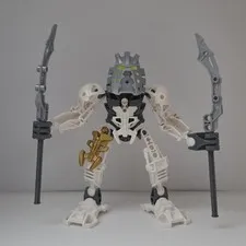 LEGO Bionicle Stars | Takanuva Set 7135 | Complete with Golden Armor | 2010