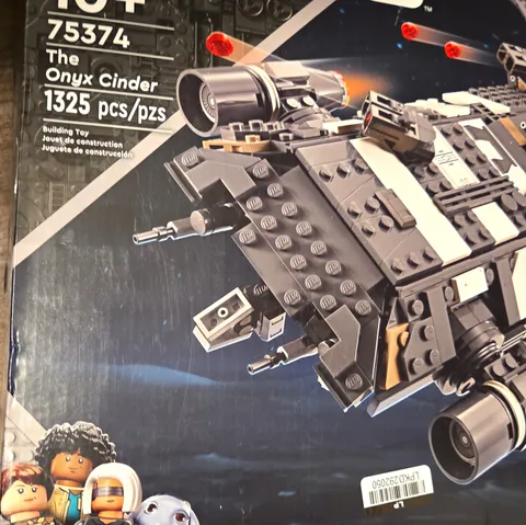 LEGO Star Wars  The Onyx Cinder Sealed Bags No MiniFigs75374 1325 pcs