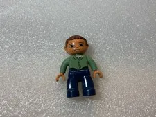 DUPLO LEGO DUDE WITH GREEN SHIRT