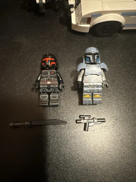 LEGO Star Wars Minifigures 2 With Blaster And Dark Saber