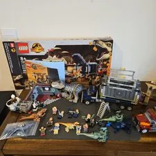 LEGO Jurassic World Bulk Lot Dinosaurs Vehicles Minifigures 76948/75933